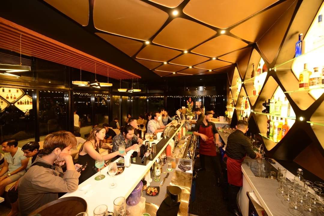 Sky Bar များ