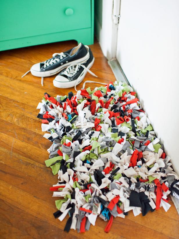 old t-shirt DIY