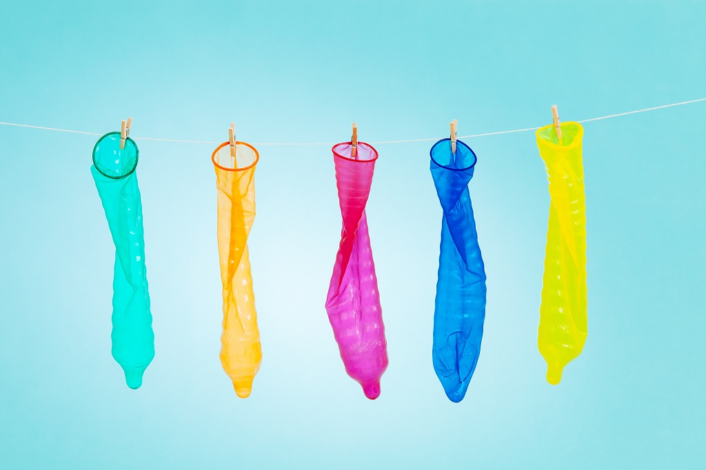 condom 