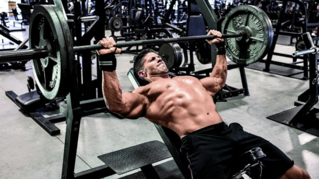 man chest workout