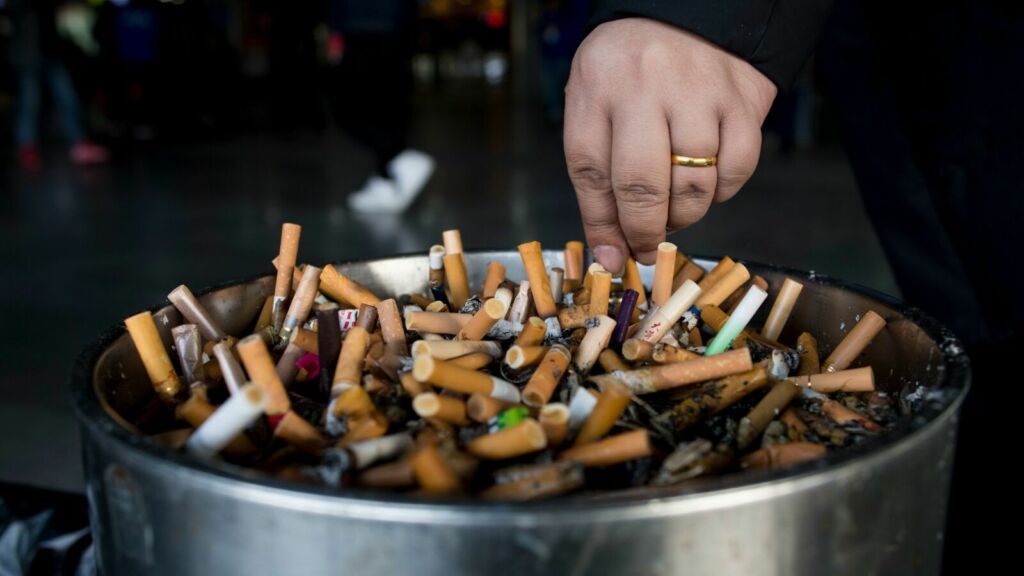 cigarette