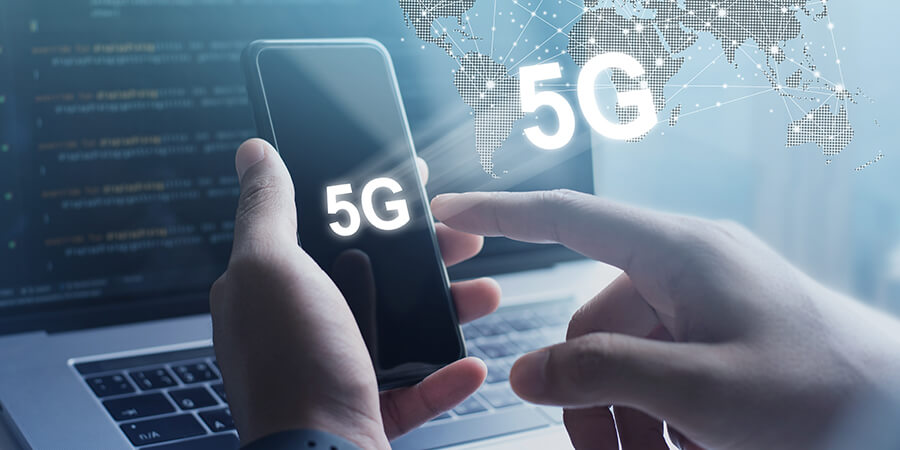 4G 5G အားပြိုင်