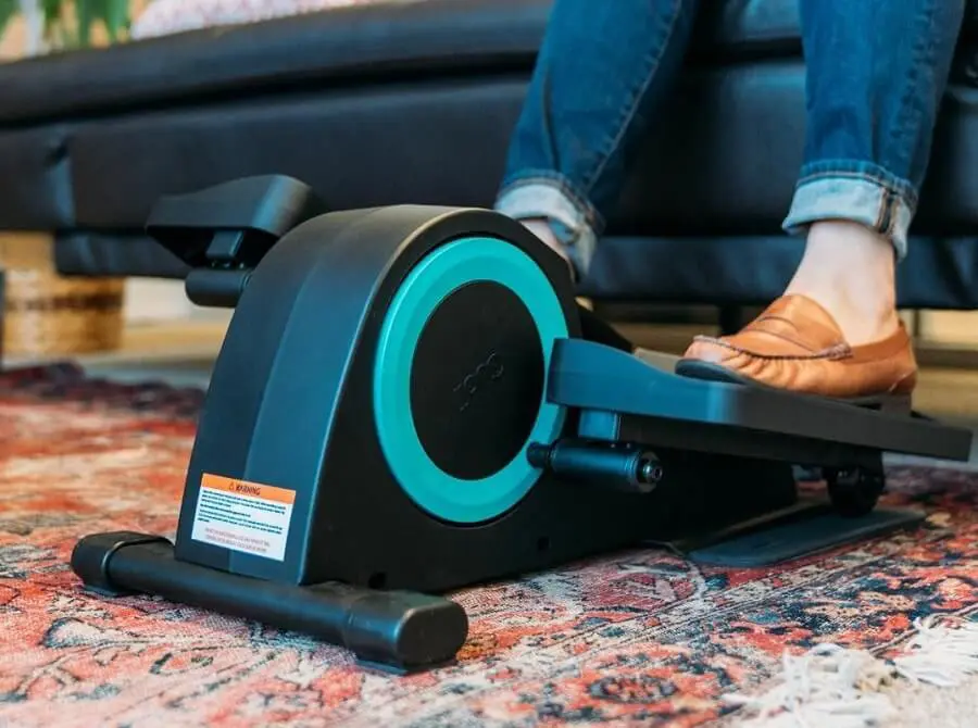 Cubii JR1 Under Desk Elliptical Machine