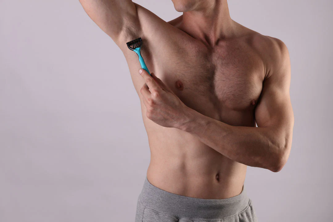 Man Shave Armpit