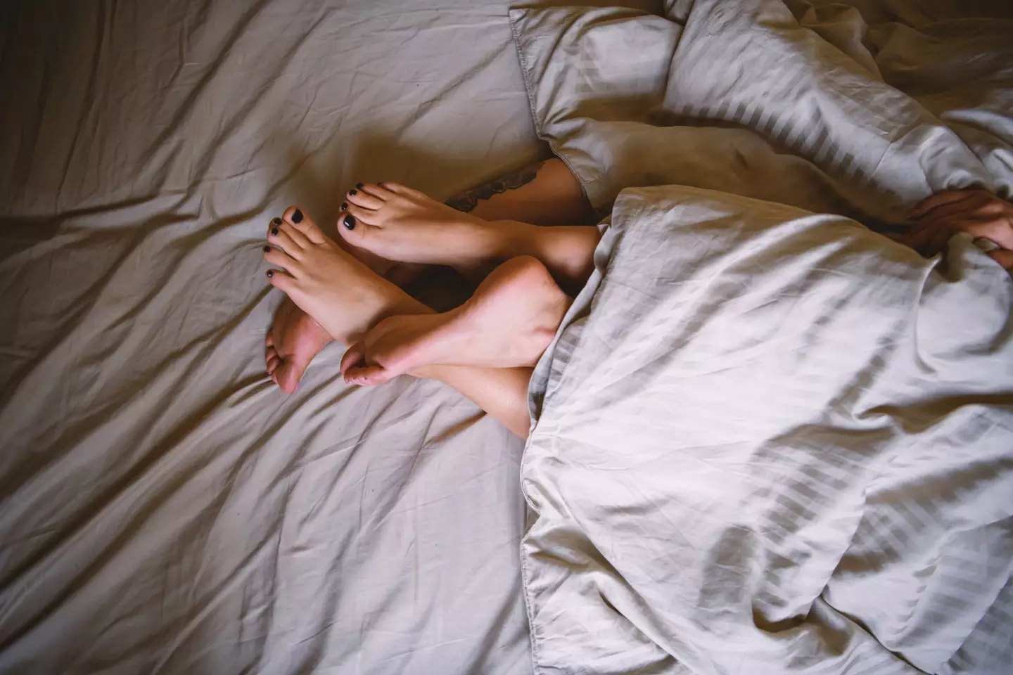  Fake Orgasms 